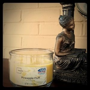 3 wick candle pineapple scented